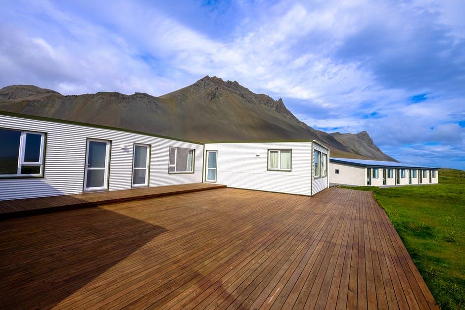 Exploring the Beauty and Durability of Cumaru Wood Decking